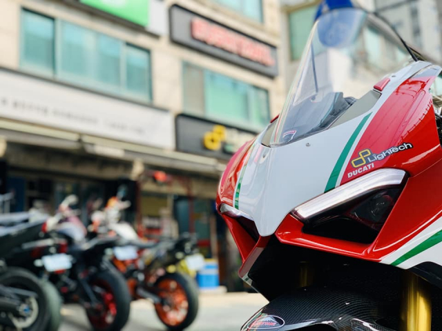 Ducati Panigale V4 S do gay sot nguoi xem voi cau hinh thuong dinh