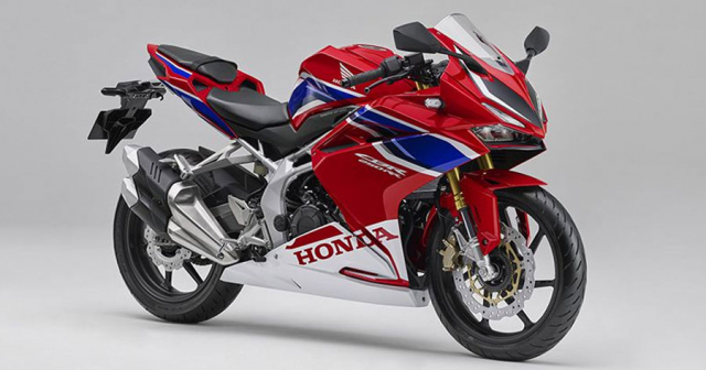 CBR250RR the he moi du doan se trang bi noi chong truot va sang so nhanh